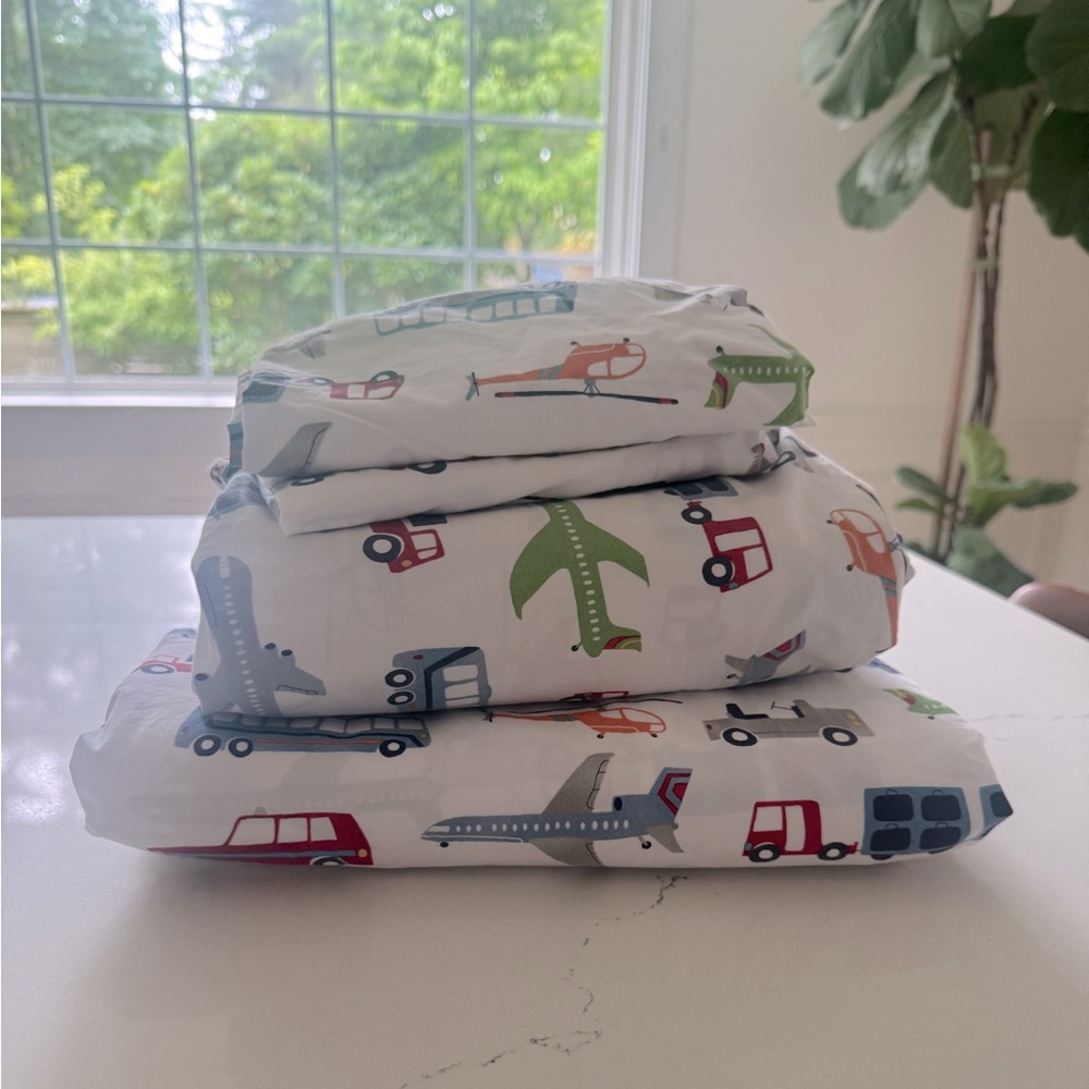 pottery barn kids planes and cars FULL sheets set